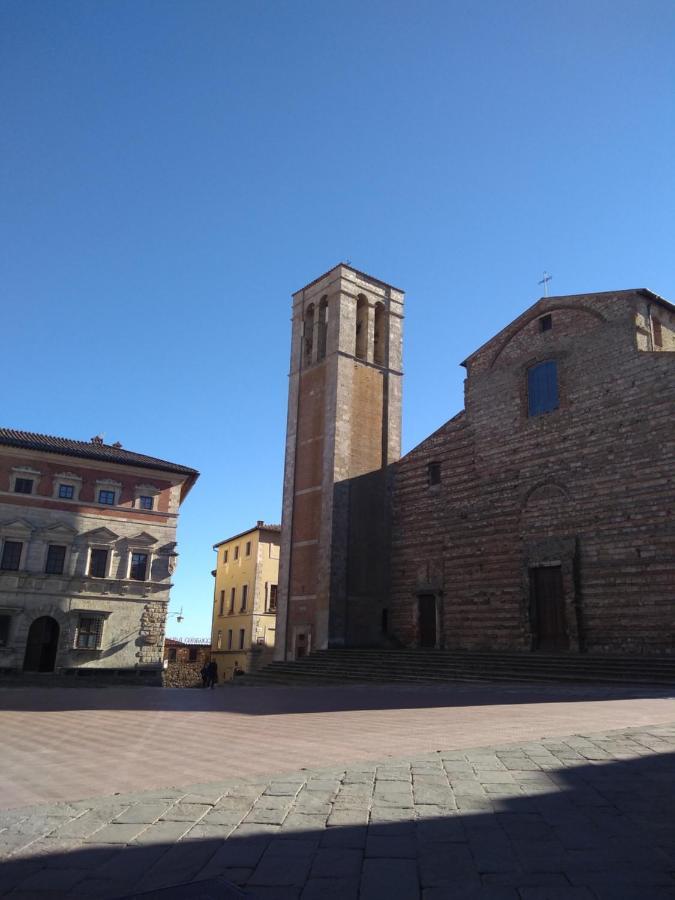 Апартаменты La Torre Del Conte,Free Wi-Fi, Amazing View Монтепульчано Экстерьер фото